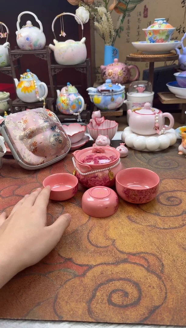 丁丁孤品茶具就一件，拼手速~~