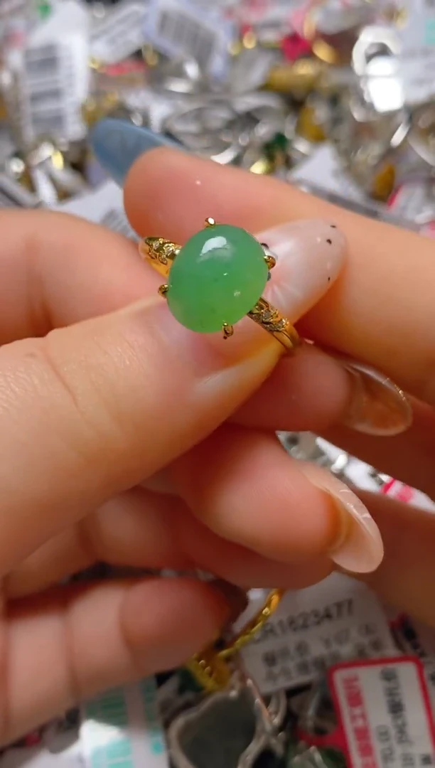 银S925镶嵌戒指翡翠百内无证书
