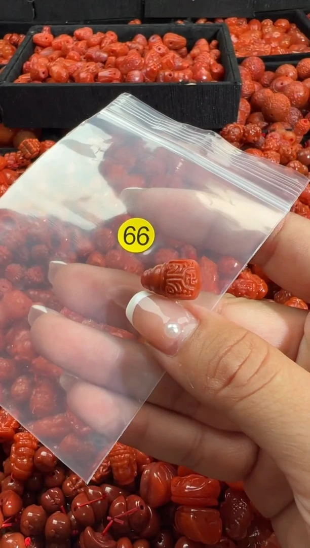 颈饰未镶嵌南红玛瑙2