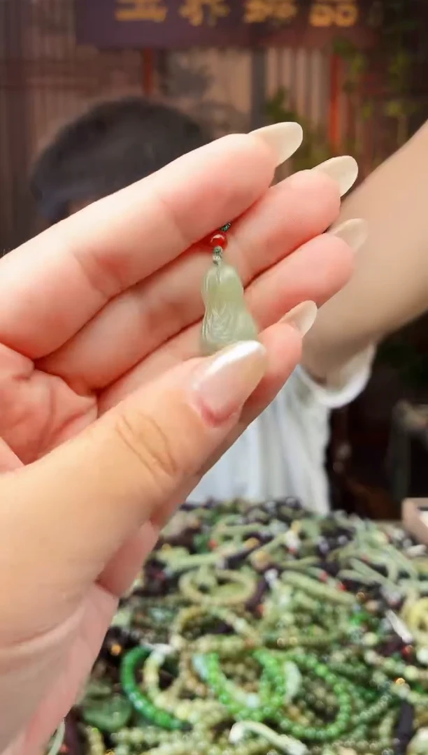 颈饰未镶嵌和田玉多样性发货拍一发一