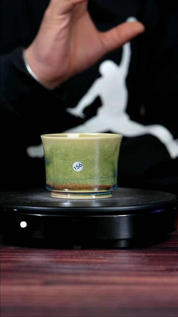 156#李盼龙一级品原矿钧瓷马蹄杯