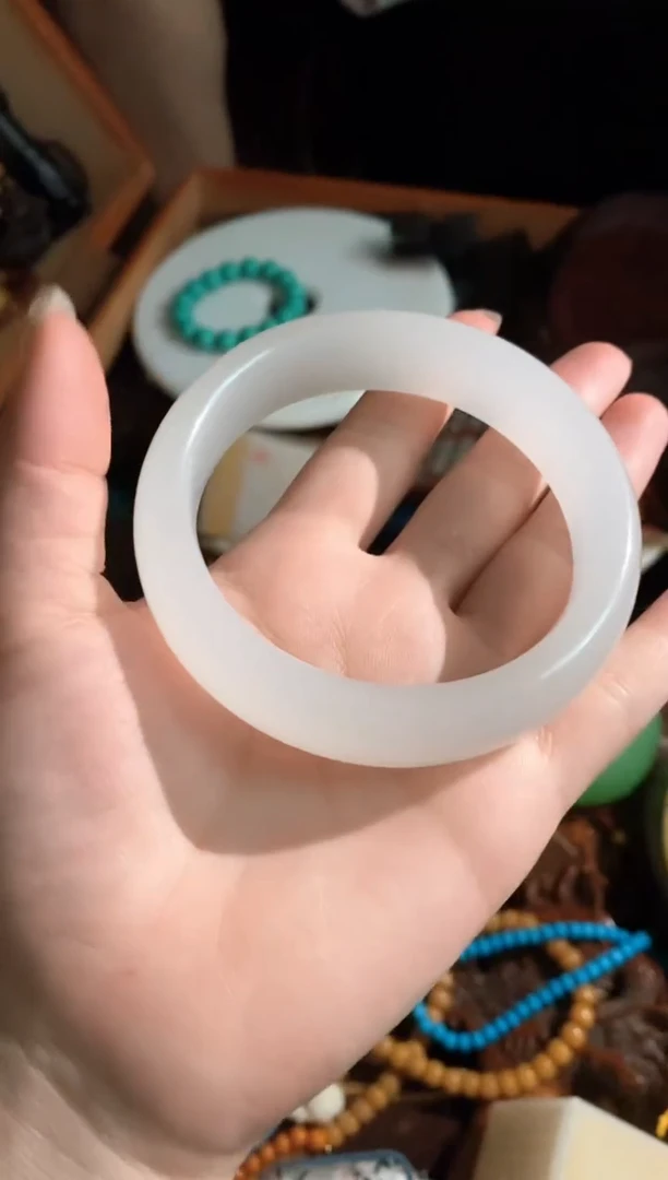 和田玉手镯未镶嵌永玉阁精品专属摆件