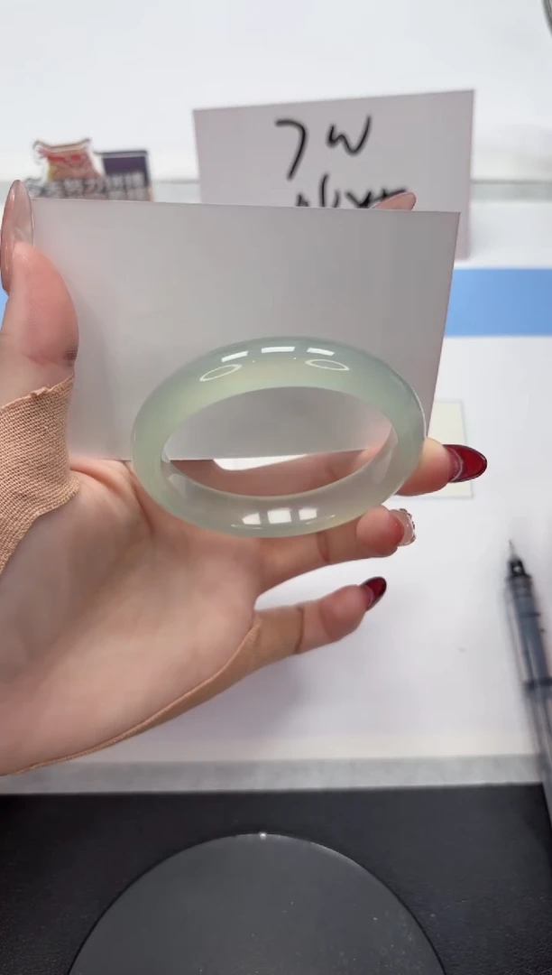 【闪购商品】石英质玉手镯未镶嵌A373-54.6