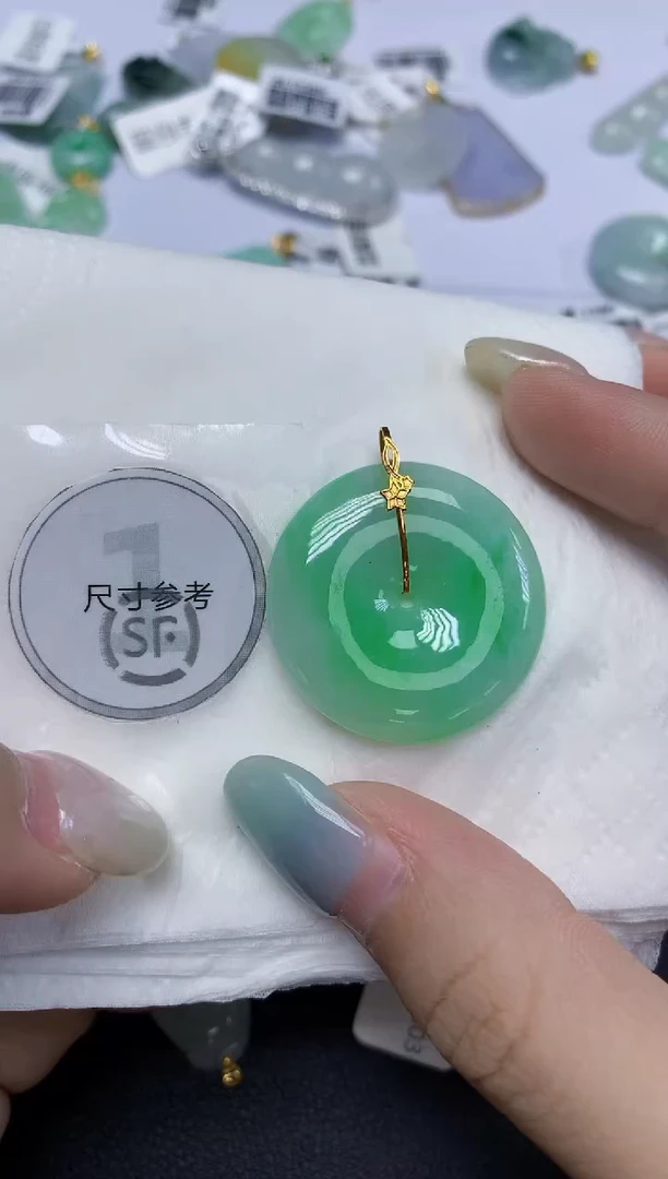 翡翠18K金镶嵌颈饰天然缅甸翡翠A货百元以上9元证书费自理
