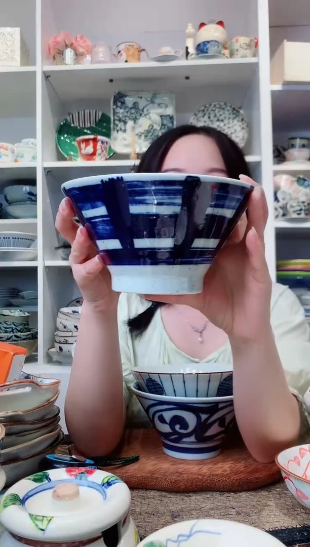 陶瓷三峰刷毛格子高脚斗笠碗16cm