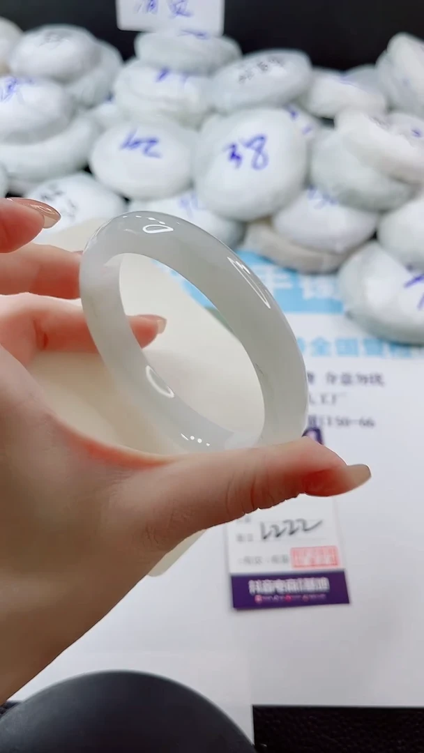未镶嵌手镯石英质玉多样性发货L222-62