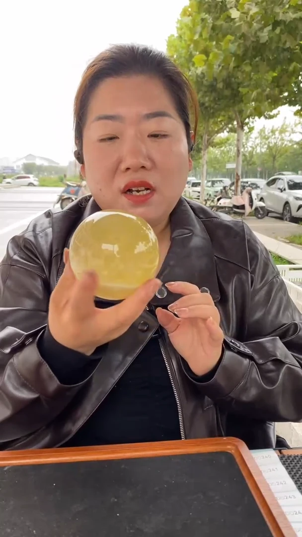 未镶嵌珠宝半成品水晶黄水晶球D240