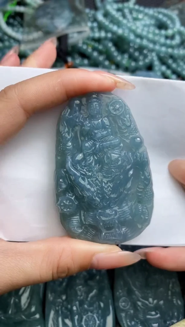 【闪购商品】翡翠颈饰未镶嵌