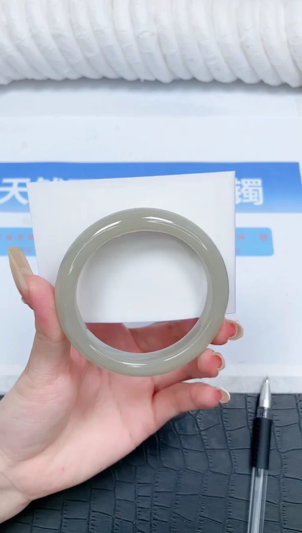 石英质玉手镯未镶嵌288-57.3