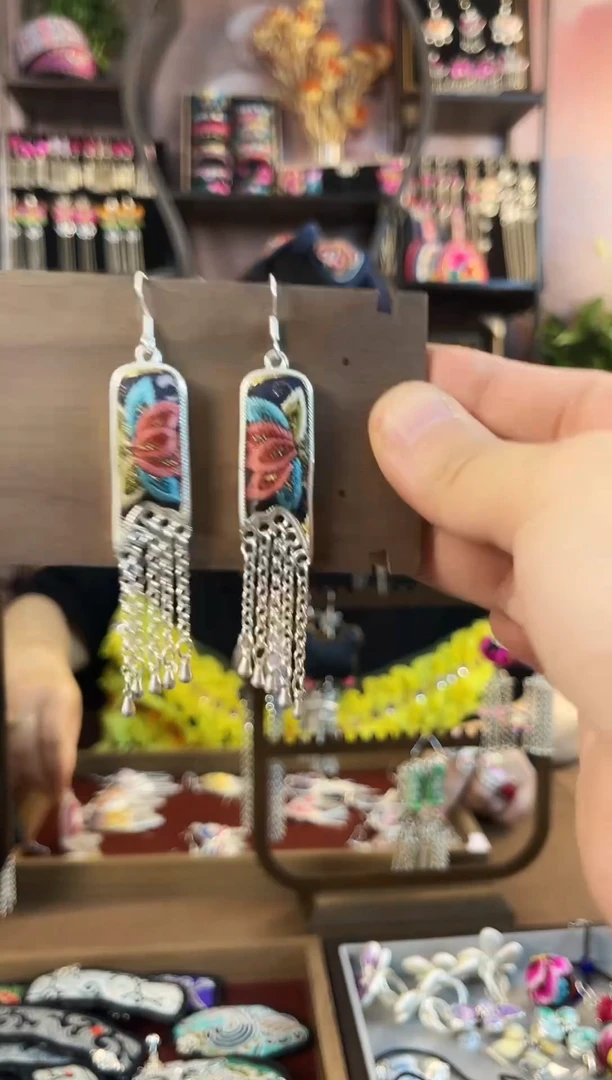 民族风手工非遗老绣饰品330