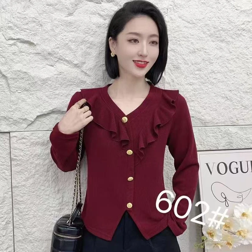 2025春季新款时尚百搭纯色纽扣洋气V领修身韩版长袖上衣6670