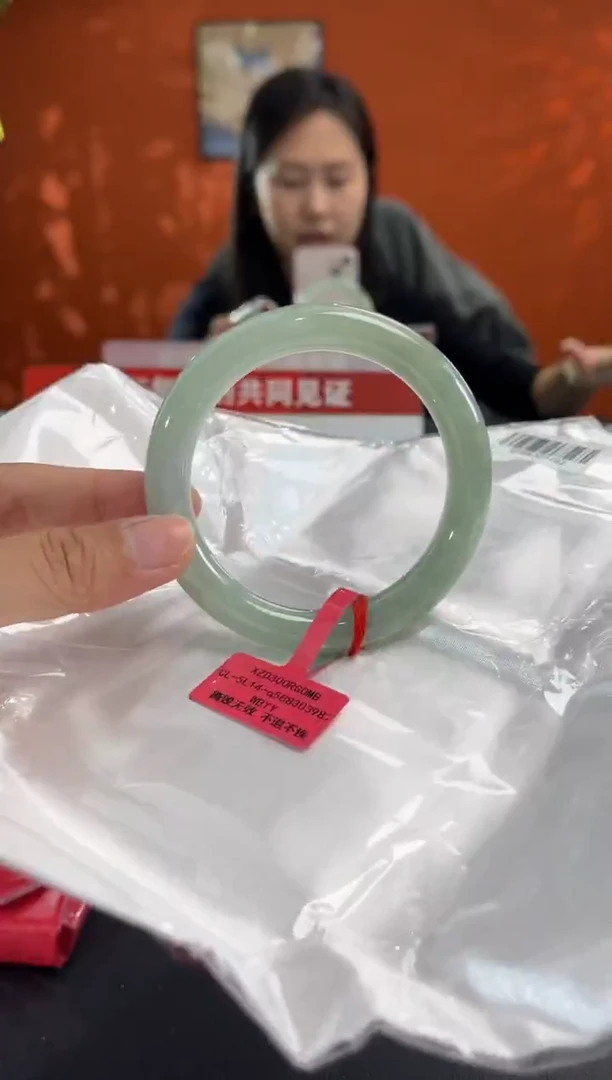 未镶嵌手镯翡翠安***昭8 57