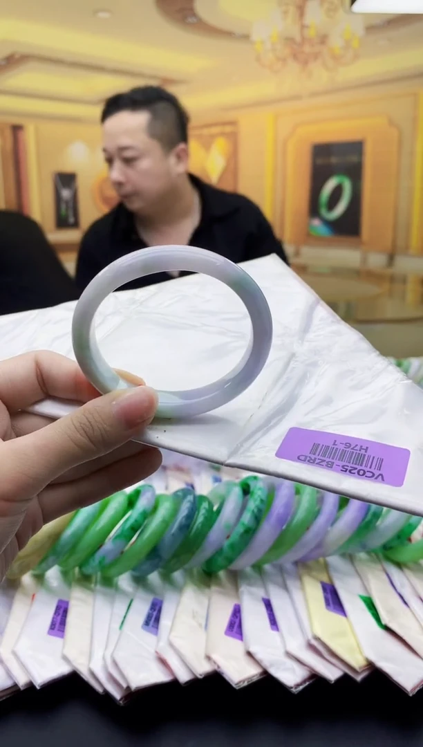 未镶嵌手镯翡翠AAAA