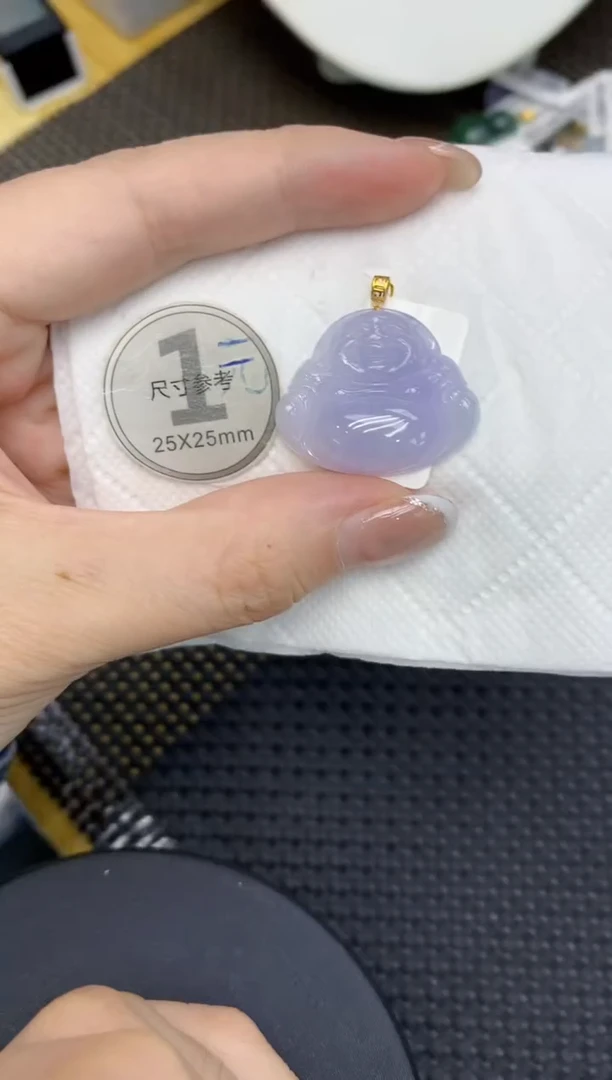 颈饰18K金镶嵌翡翠111111111