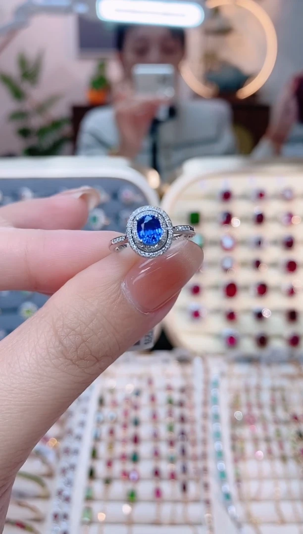 【闪购商品】蓝宝石18K金戒指18K金镶嵌1