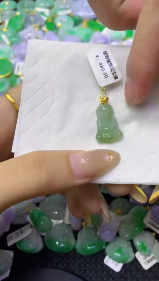 颈饰未镶嵌翡翠天然缅甸翡翠A货