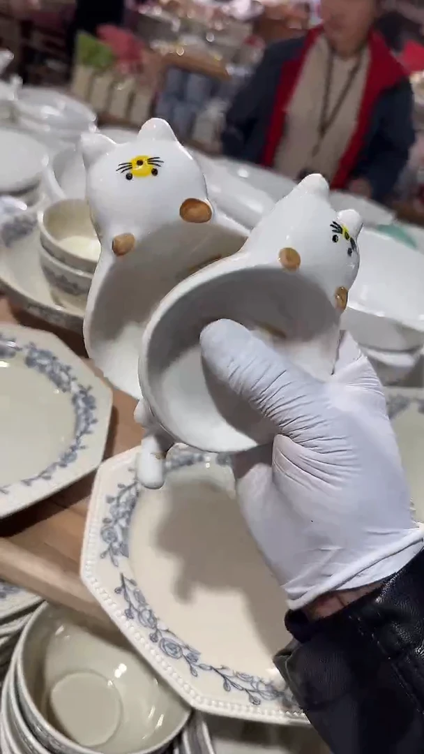 陶瓷2个猫咪味碟 微瑕凑满20元包邮