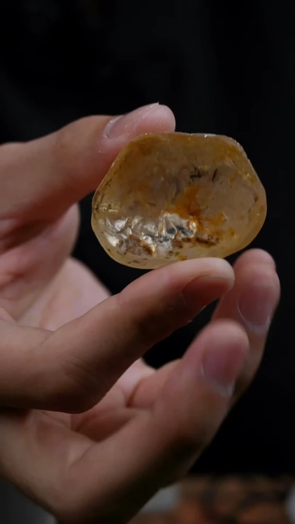 吊坠(赠链)未镶嵌水晶一****魔水晶