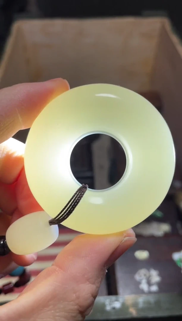 【闪购商品】大白扳指一件