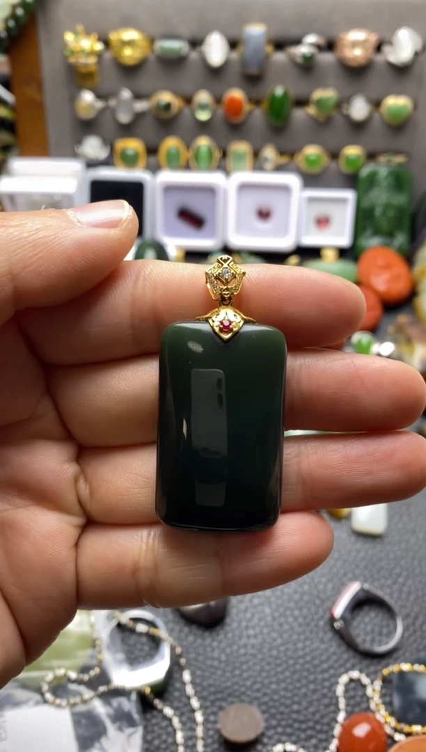 9K金镶嵌和田玉珠宝半成品9K金 无事牌