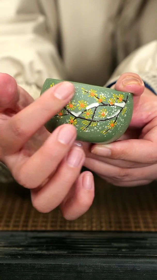 【闪购商品】紫砂茶壶38豆青 雪景杯