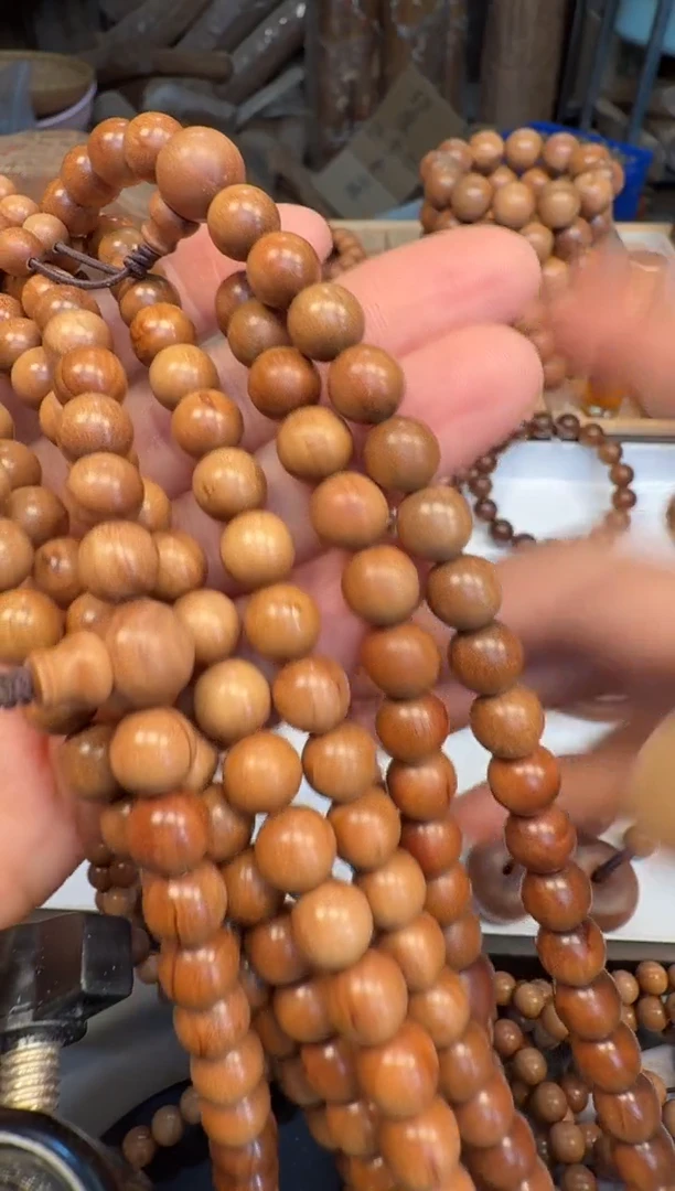 檀香木其他四剖料0.8/108颗福利款