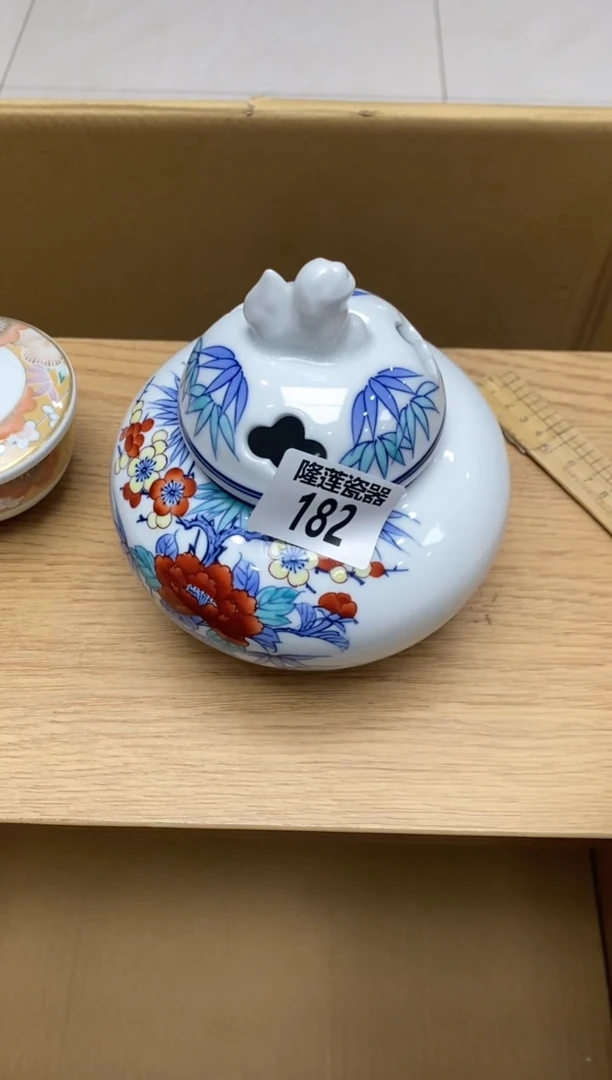 瓷片M****u隆莲瓷器欢迎大家