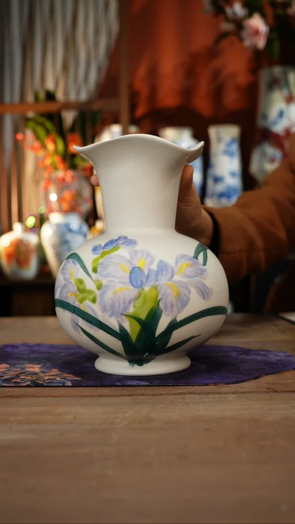 当代景德镇设计师釉下手绘陶瓷花瓶