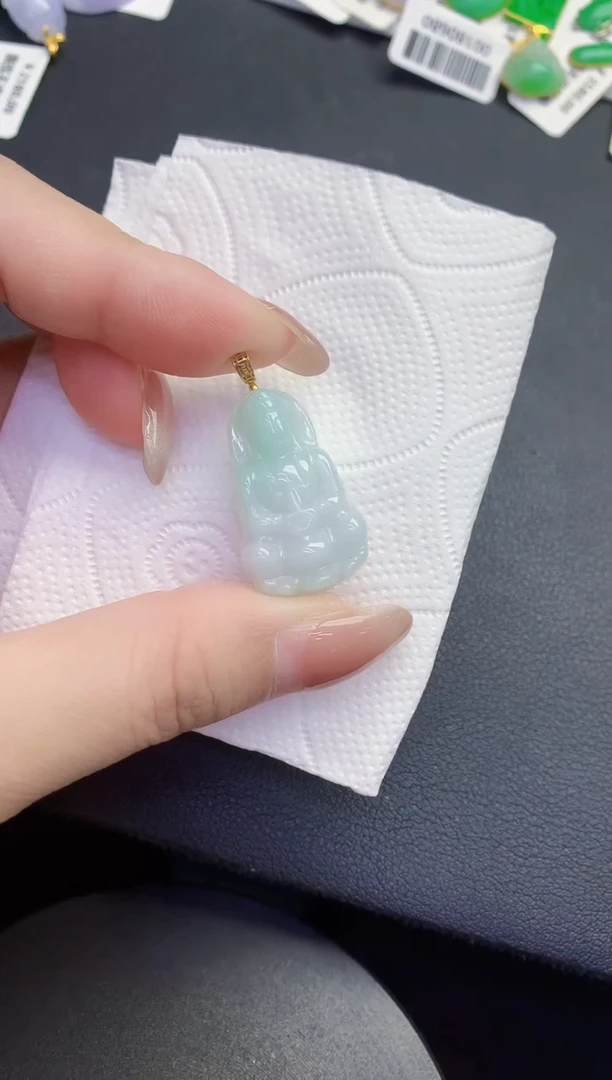 颈饰未镶嵌翡翠缅甸天然翡翠A货