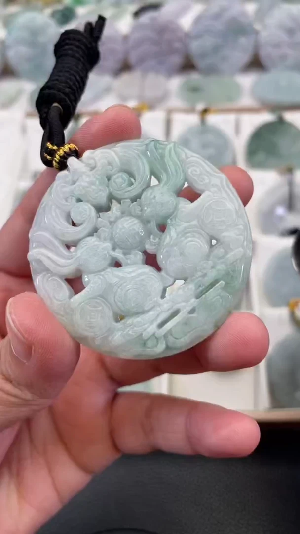 颈饰未镶嵌翡翠天然缅甸翡翠A货92