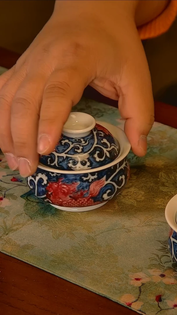 杯老*头手工手绘杯杯很美丽