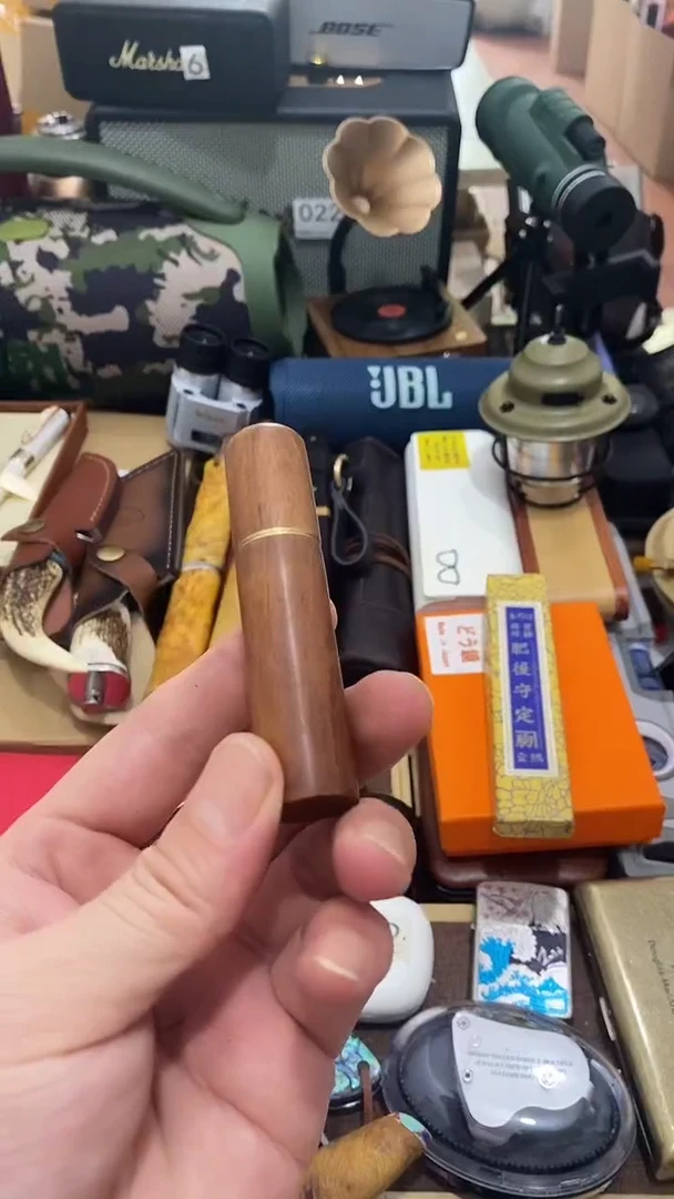 瓷片闪购商品  如图所示