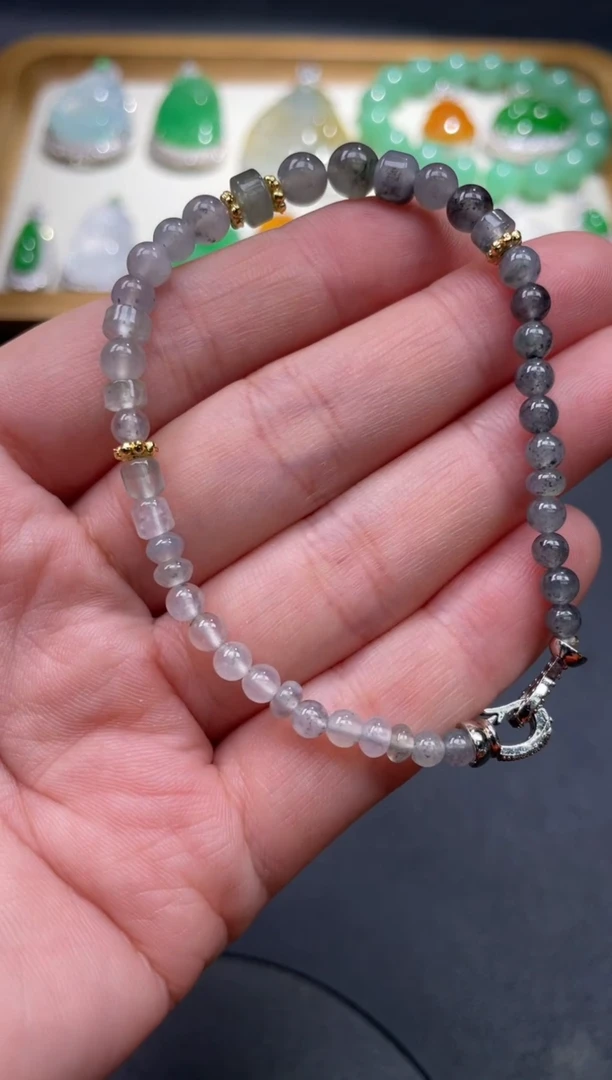 未镶嵌手链翡翠8.......