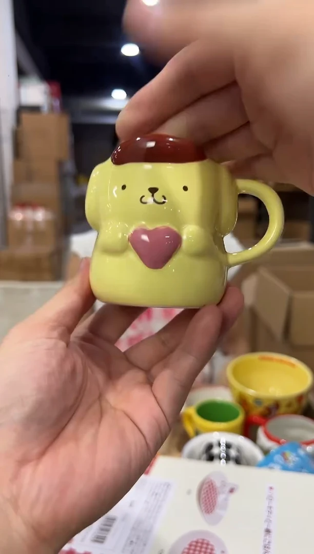 瓷片布丁狗抱爱心一口杯