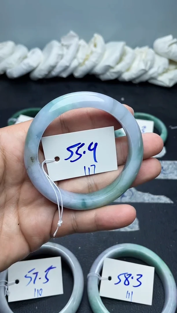 未镶嵌手镯翡翠117