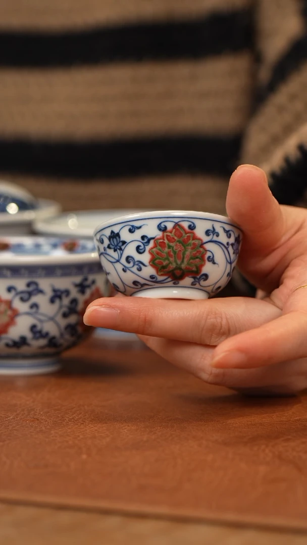 【闪购商品】杯和然窑青花釉里红缠枝莲一口杯