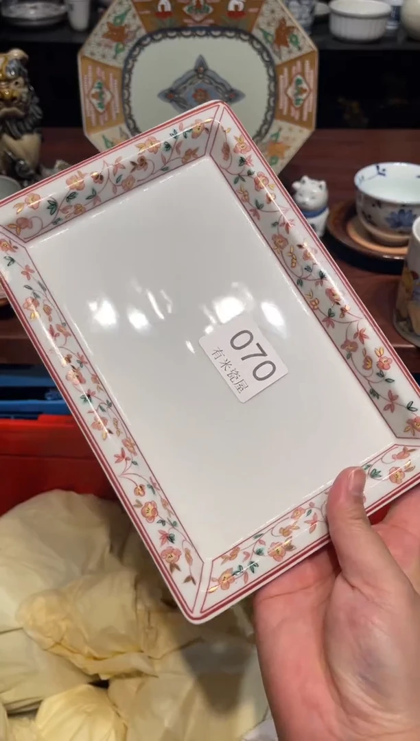 1云****️一单包邮中古瓷器默认微瑕一单包邮中古瓷器默认微瑕