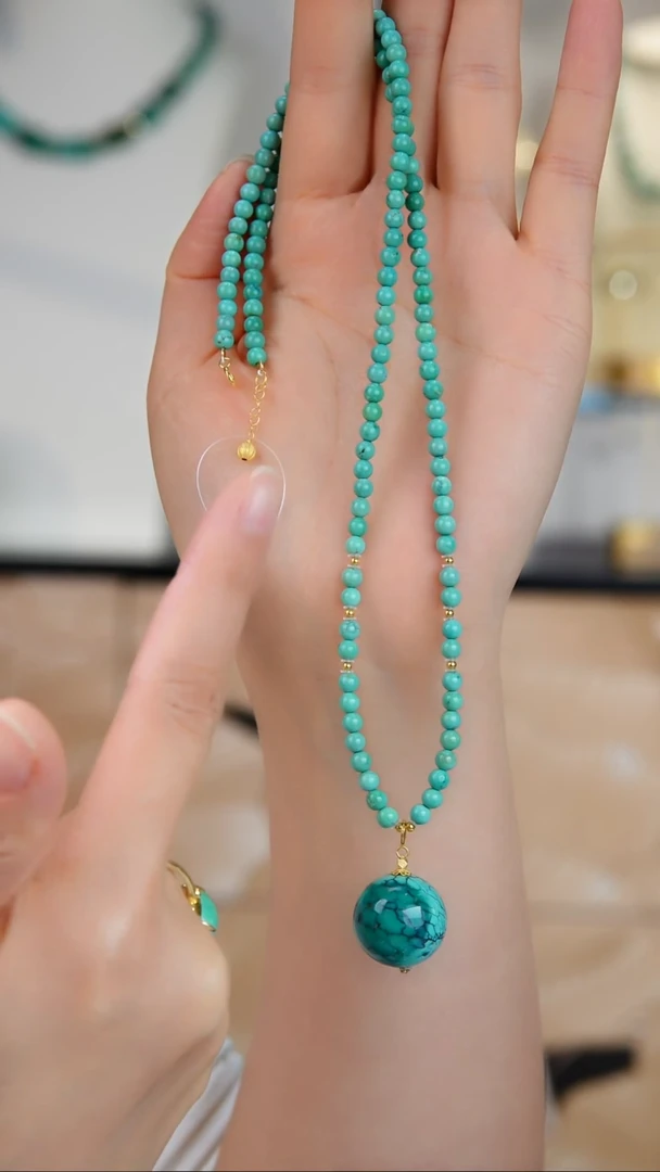 18K金镶嵌绿松石项链1