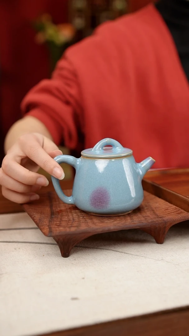 【闪购商品】摆件小师妹-钧瓷-信任