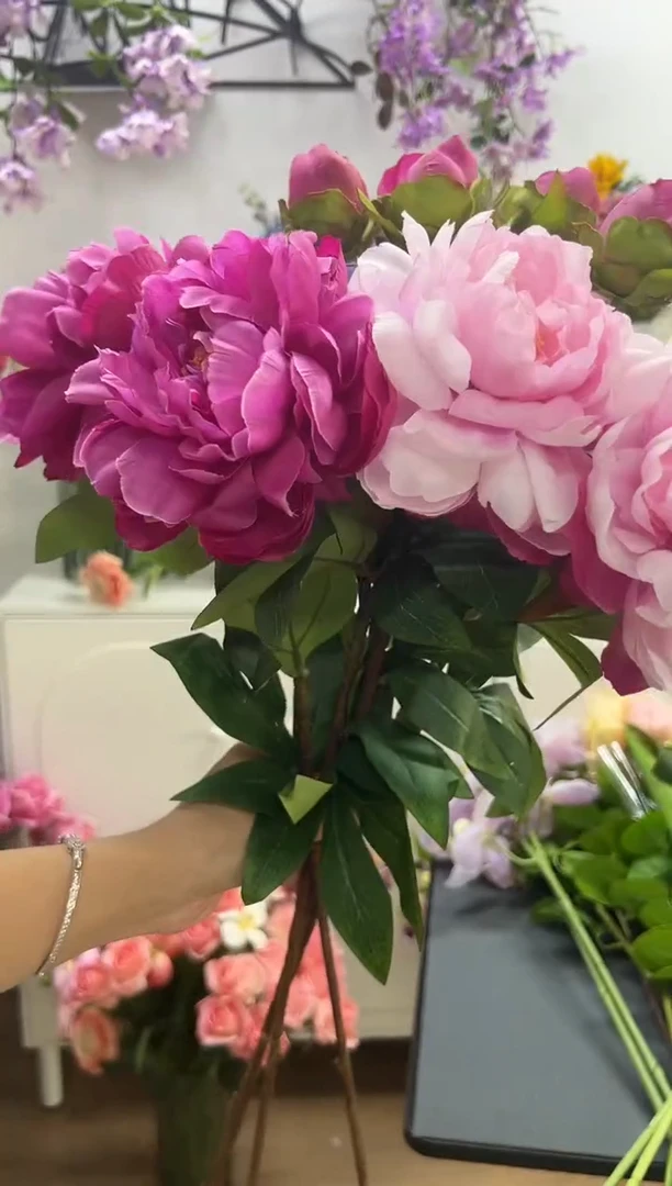 2枝玫红2枝粉色大牡丹