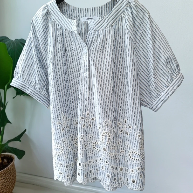 竖条纹拼接蕾丝花边娃娃衫衬衫夏季新款气质衬衣薄款女士休闲蓝色