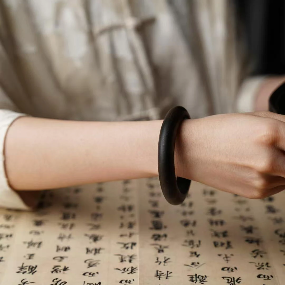 官网推荐越南芽庄白棋紫棋富森红土沉香手镯雷击老料S级收藏级