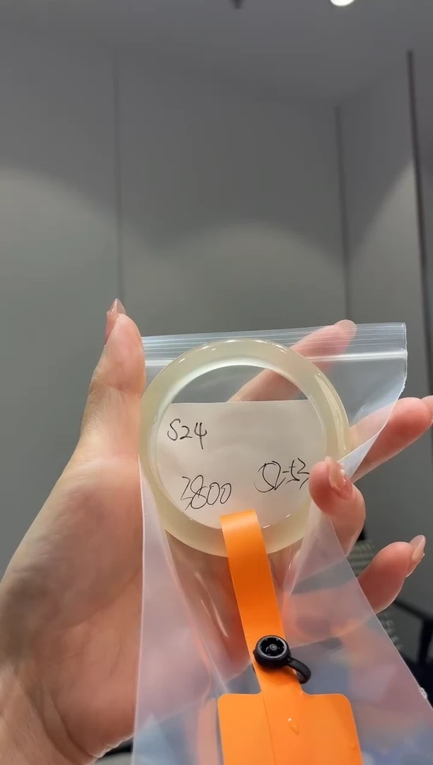 手镯玛瑙/玉髓未镶嵌S****?s24