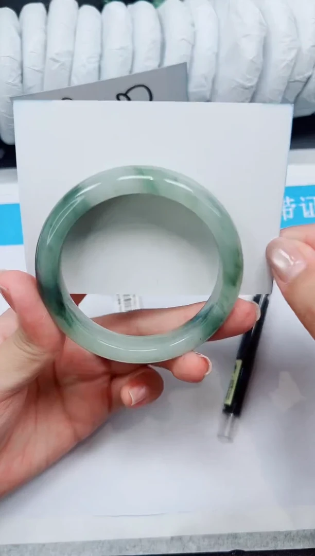 未镶嵌手镯石英质玉A223-58.3