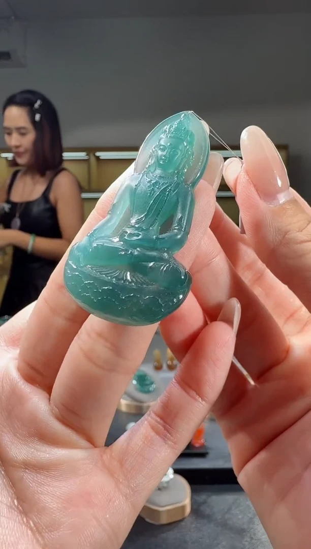 吊坠(不含链)未镶嵌翡翠观音