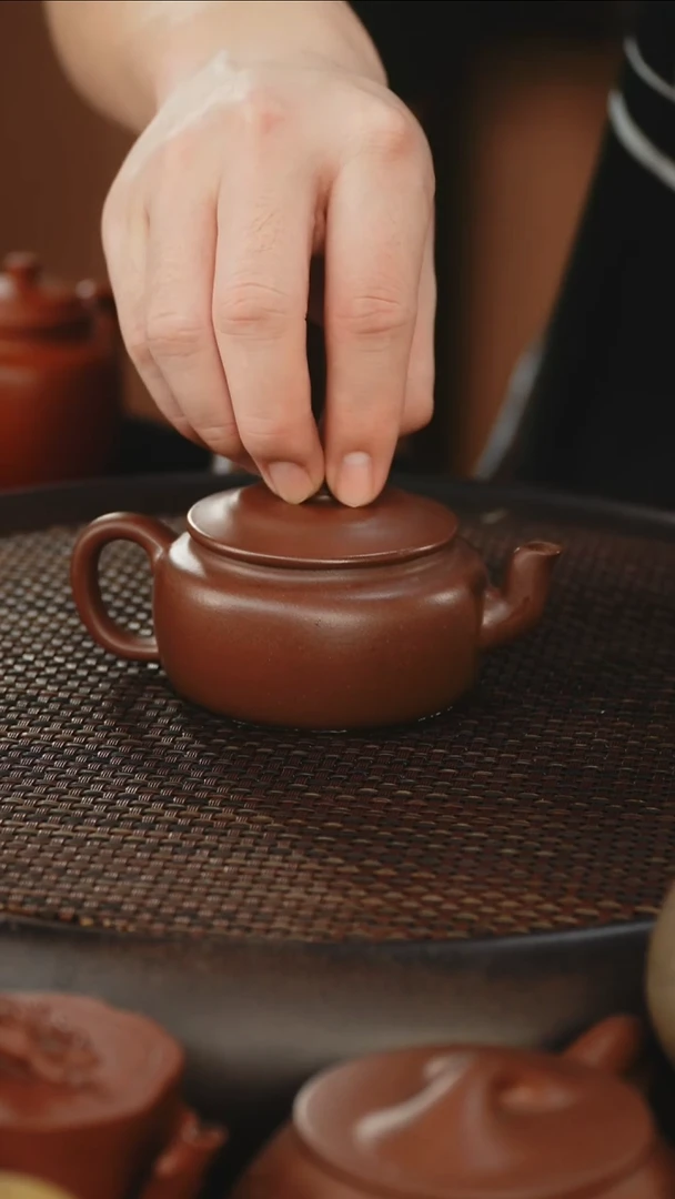 茶壶紫砂旭帽 底槽清