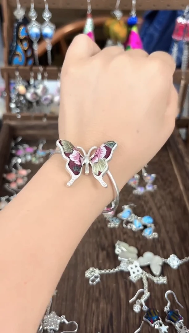 织绣彩云南阁非遗老绣饰品217