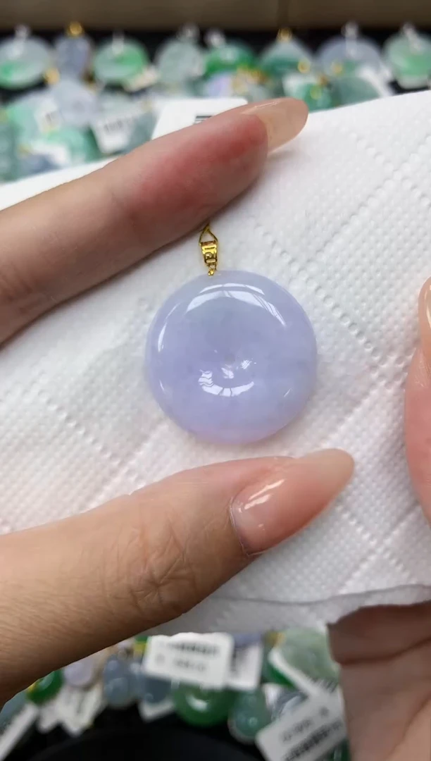 颈饰18K金镶嵌翡翠b
