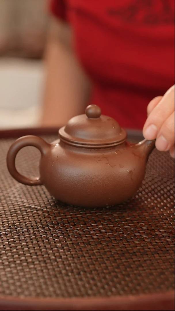 茶壶紫砂容天 紫泥 瑕疵 内里 崩瓷 170cc
