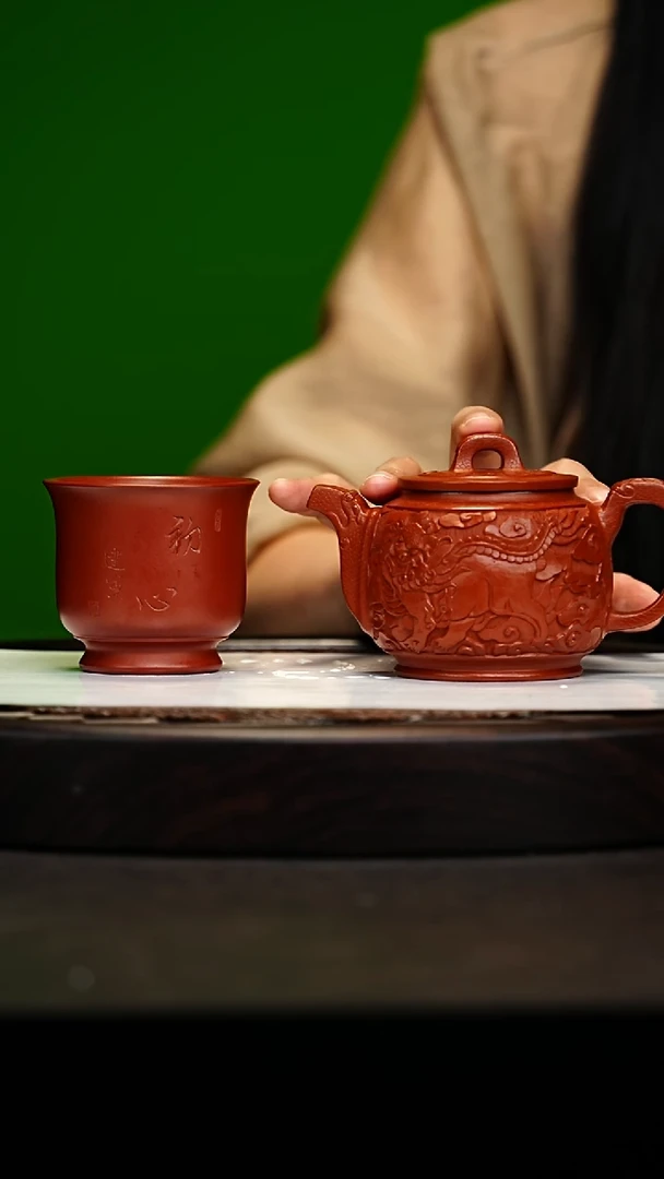 宜兴原矿高端紫砂 孟臣朱泥190cc